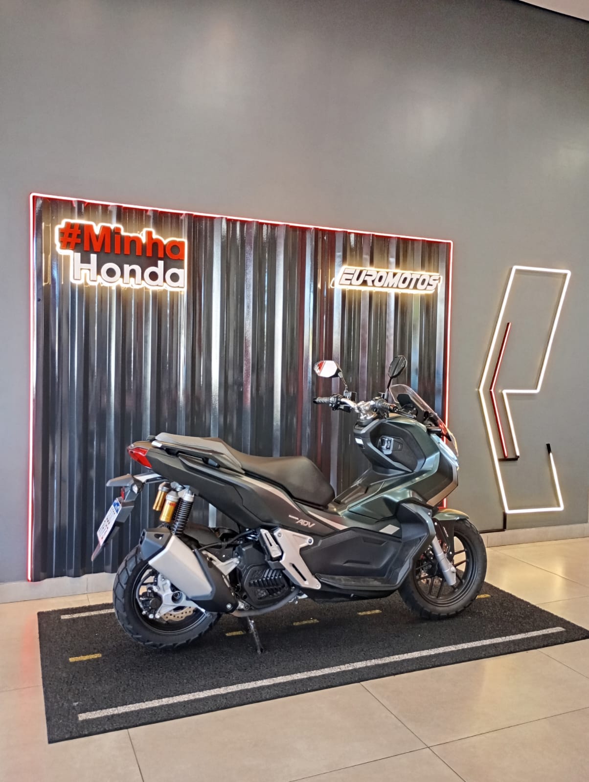 HONDA ADV 150